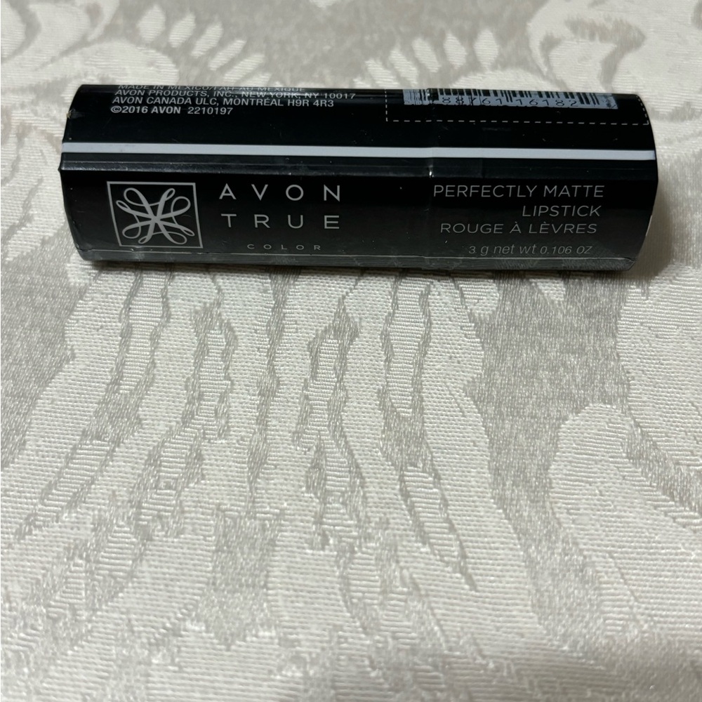Avon True Color Lipstick